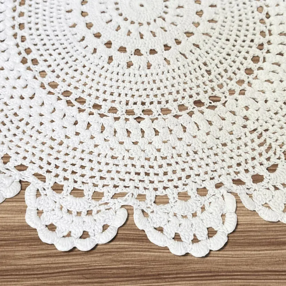 White Crochet Doilies Vtg Pair Round Lace 9.5
